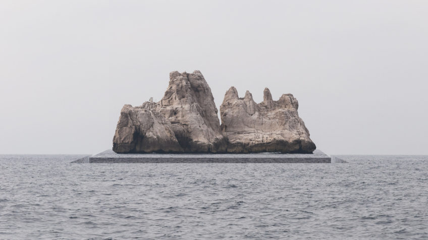 horizon 83 Ile calanques de Marseille - 2014 - © Marc Chostakoff